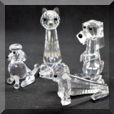 C41. Swarovski Crystal cat and dogs. 